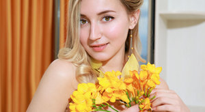 18 year old girl Kristina gets on top while giving her virginity away